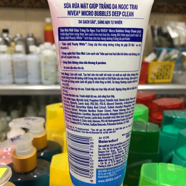 Sữa rửa mặt giúp trắng da Nivea 100g