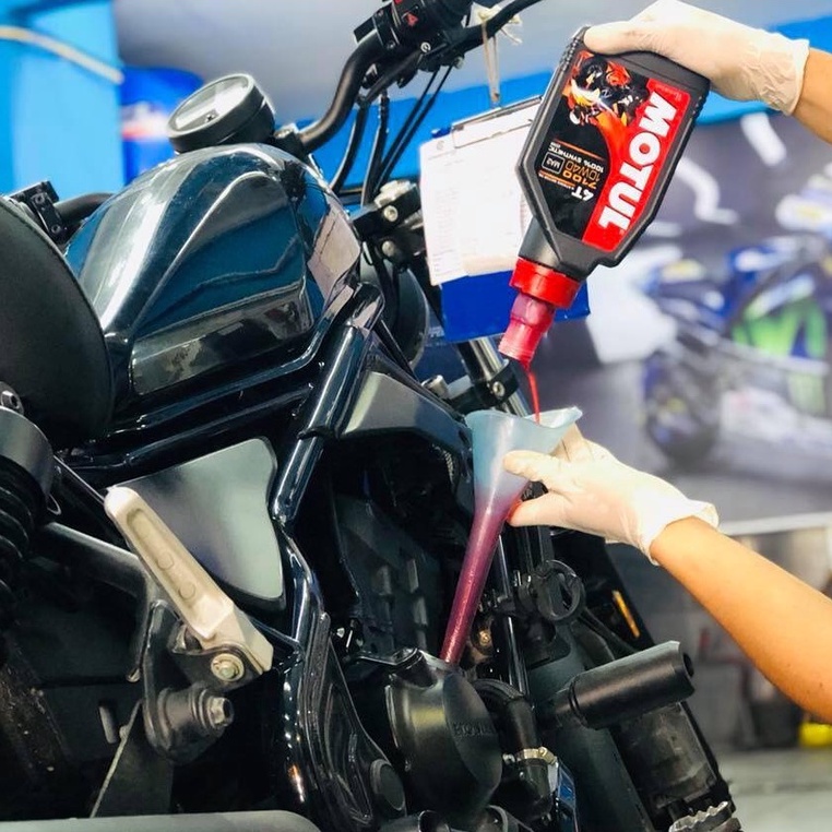 Dầu Nhớt MOTUL 7100 10W40 FRANCE