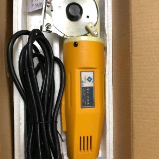 Máy cắt vải cầm tay Lejiang YJ-70A