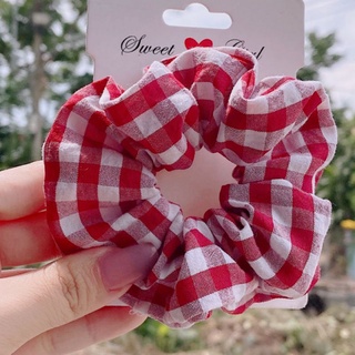 Scrunchies cột tóc caro