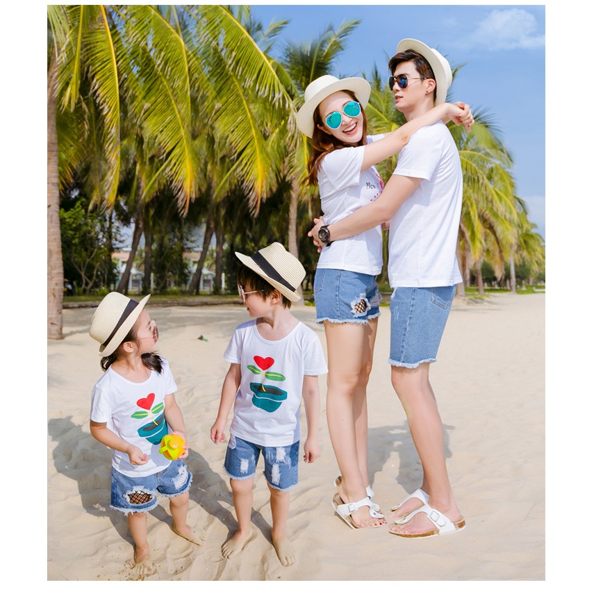 Áo gia đình Familylove - Mẫu Áo gia đình hình chậu cây chất Cotton 100% màu trắng