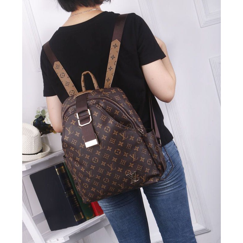 Ba Lô Louis Vuitton Thời Trang Trẻ Trung Cá Tính