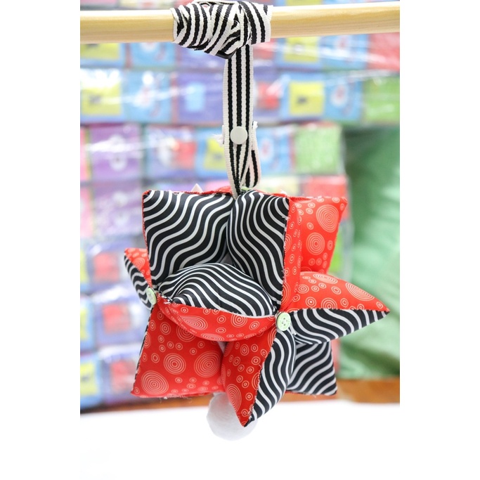 Đồ chơi cho bé sơ sinh – Bóng múi Montessori luyện chân cho bé 3 tháng tuổi treo kệ chữ A, treo nôi - Bóng giác quan - M