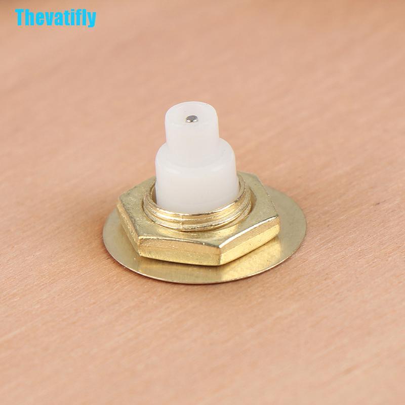 Đồng Hồ Treo Tường Tiện Lợi