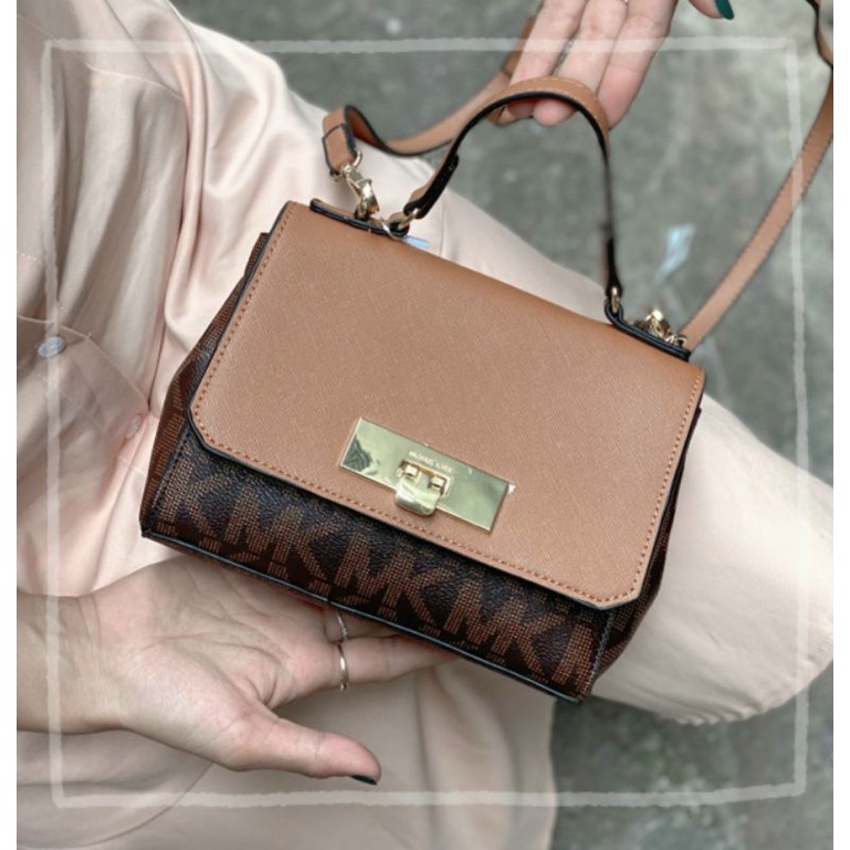 Túi Mk Quai Cầm size 20cm