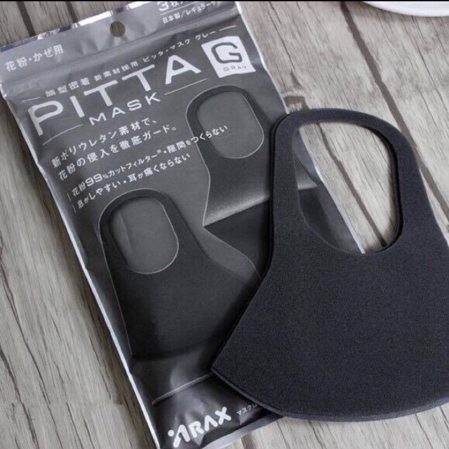 1 bich khau trang pitta ( Bich 3 cai )