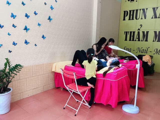 Ga spa theo kích thước khách đặt tặng gối nhiều màu | BigBuy360 - bigbuy360.vn