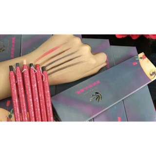 Chì xé vỏ đỏ trang điểm siêu nét