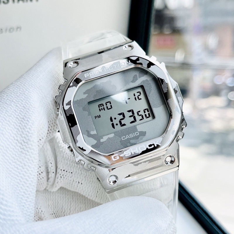 Đồng hồ nam dây nhựa Casio GSHOCK GM 5600SCM