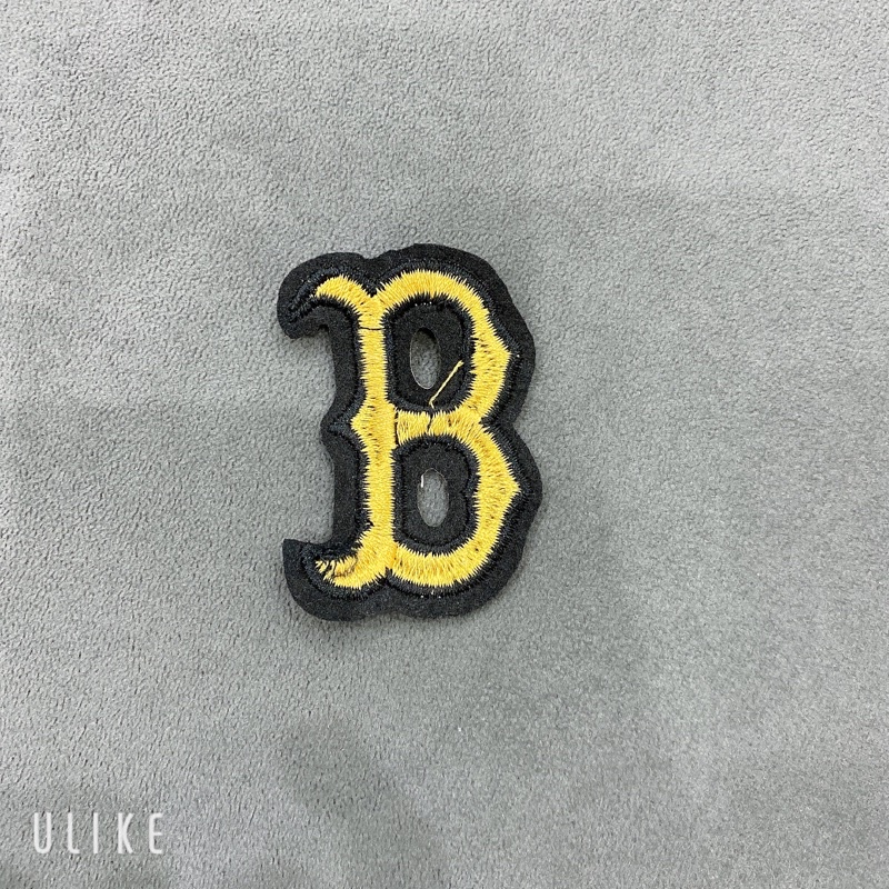 LOGO thêu chữ B  siêu đẹp