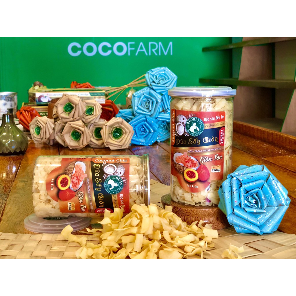 Dừa sấy giòn cao cấp Cocofarm vị Gấc