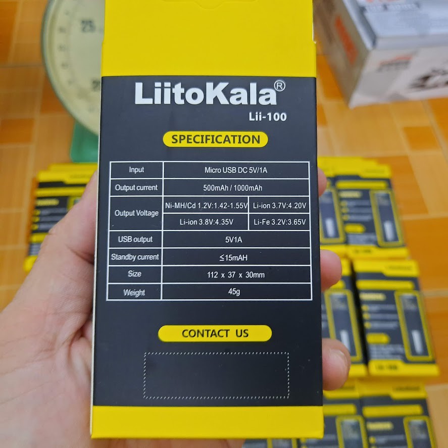 Sạc đa năng pin 3.7v Liitokala Lii-100 kèm dây sạc phù hợp pin 18650 18490, 18350, 17670, 17500, 16340