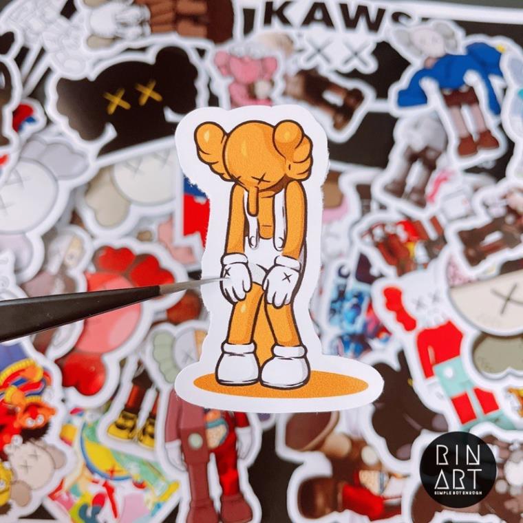Bộ 100 sticker Kaws dùng để trang trí điện thoại di động/ván trượt/vali không để lại dấu keo
