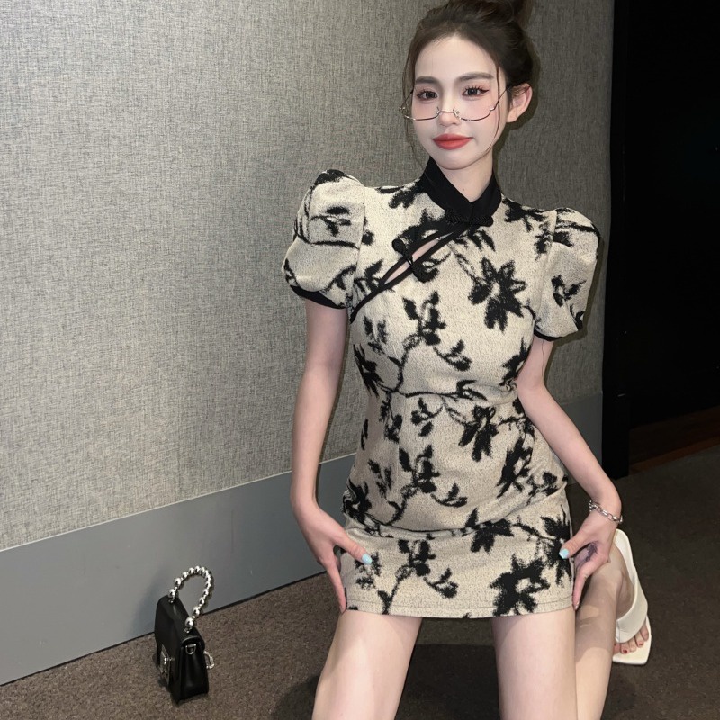 Jane Sườn xám ngắn cách tân tay nhí phồng quyến rũ trẻ trung