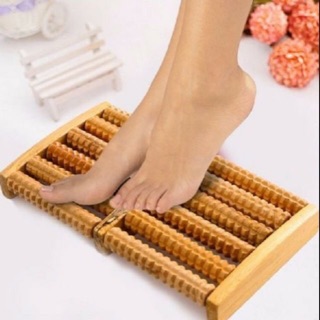 Bàn lăn gỗ massage chân 5 hàng