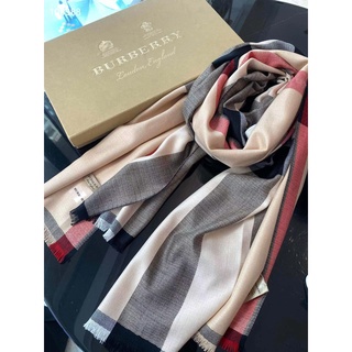 Khăn Choàng Cashmere Cổ Điển Burbeery