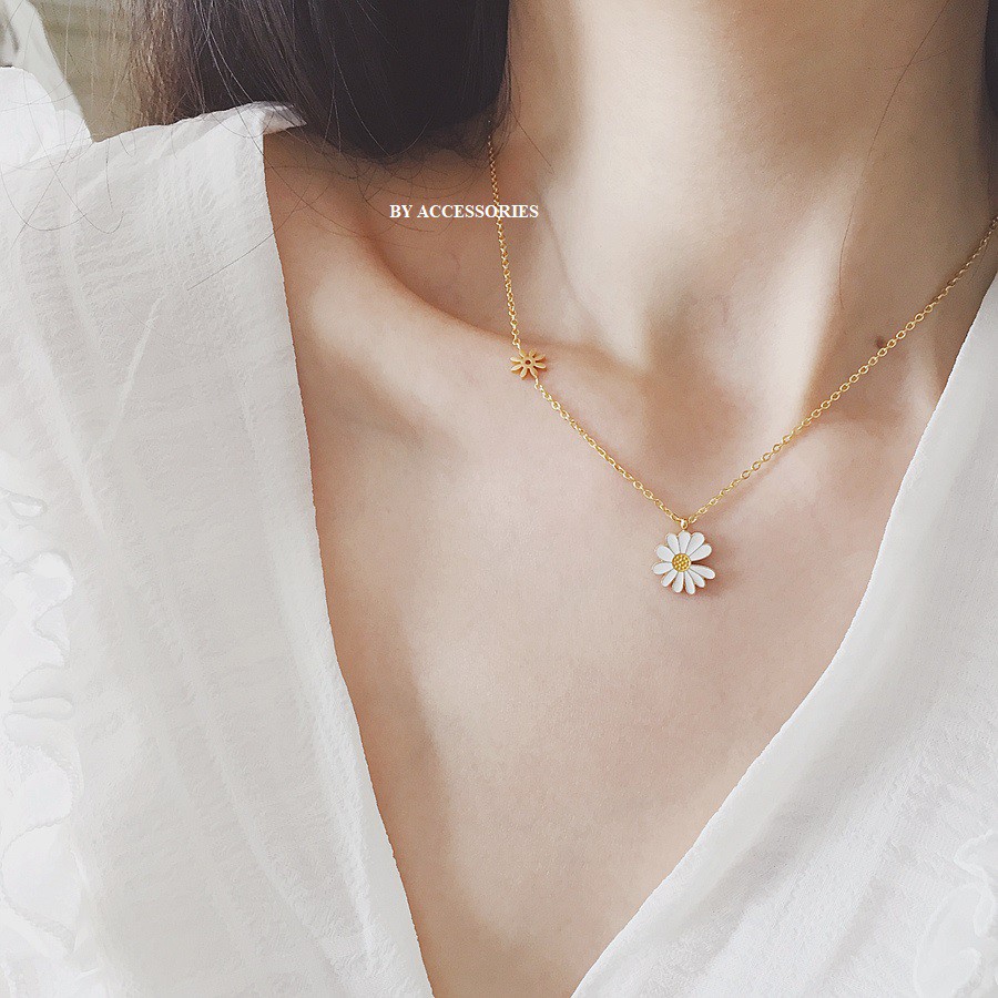 Dây chuyền titan hoa cúc xinh xắn không gỉ