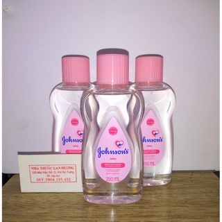 dầu massage cho em bé Johnson's baby 200ml