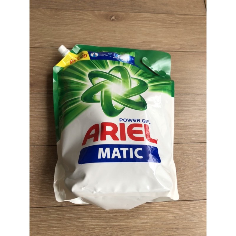 Nước giặt ariel đậm đặc 3.5 kg