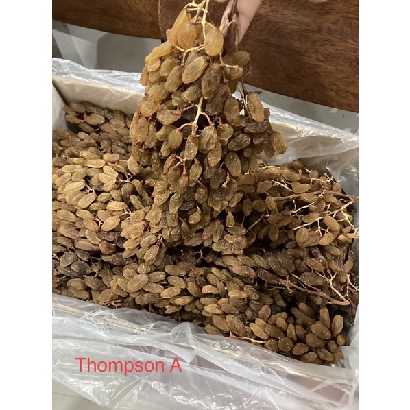 Nho nguyên cành Thompson ngon Úc 500g