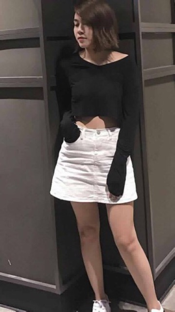 Áo croptop hở lệch vai dáng thụng tay dài chất thun co giãn - By SugarGalz