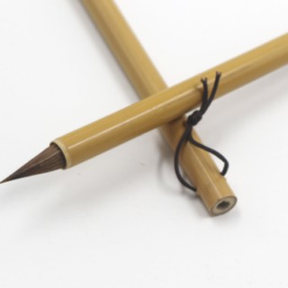 Bút trung thư  pháp lang hào cán tre