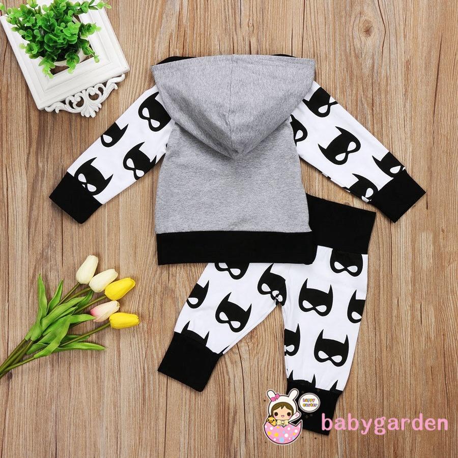 Bộ áo tay dài có nón hoodie và túi giữ ấm tay + quần dài vải thun họa tiết hình cho các bé nhỏ