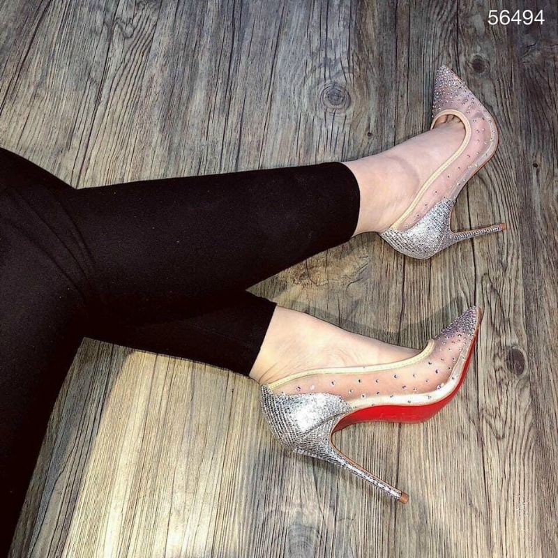 Giày cao gót mũi nhọn lưới đá LBT