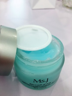 KEM DƯỠNG ẨM MS.J