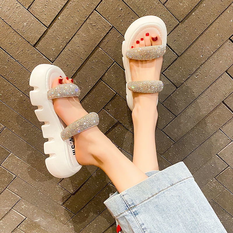 Dép Sandal Đi Biển Đế Dày Phong Cách Thời Trang Hàn Quốc Mới