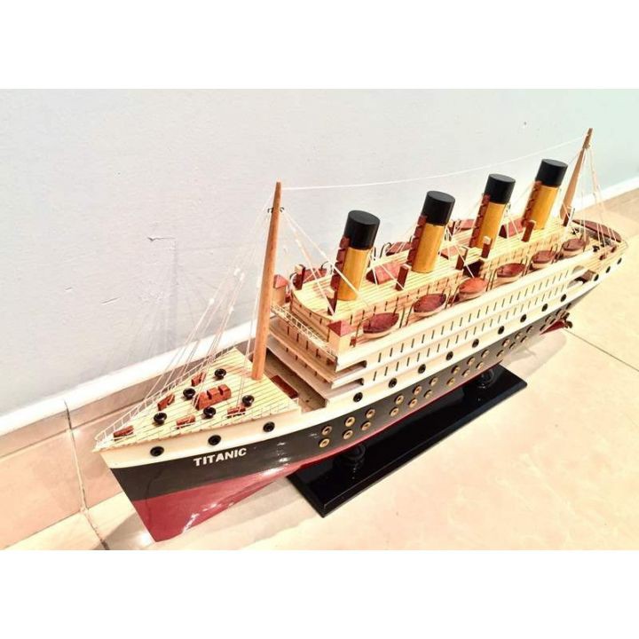 Mô Hình Tàu Titanic- Con Tàu Chở Khách Nổi Tiếng Nhất Thế Giới Dài 40cm Gỗ Tự Nhiên 100%