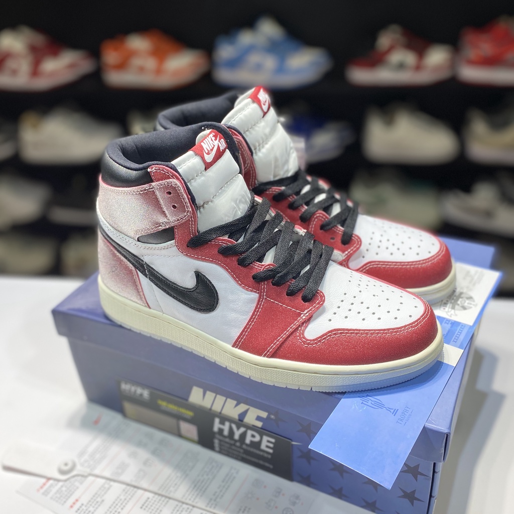 Giày sneaker Jordan 1 High Troophy Room Chicago (Trắng/Đỏ/Đen) - Hype Sneaker | High quality .