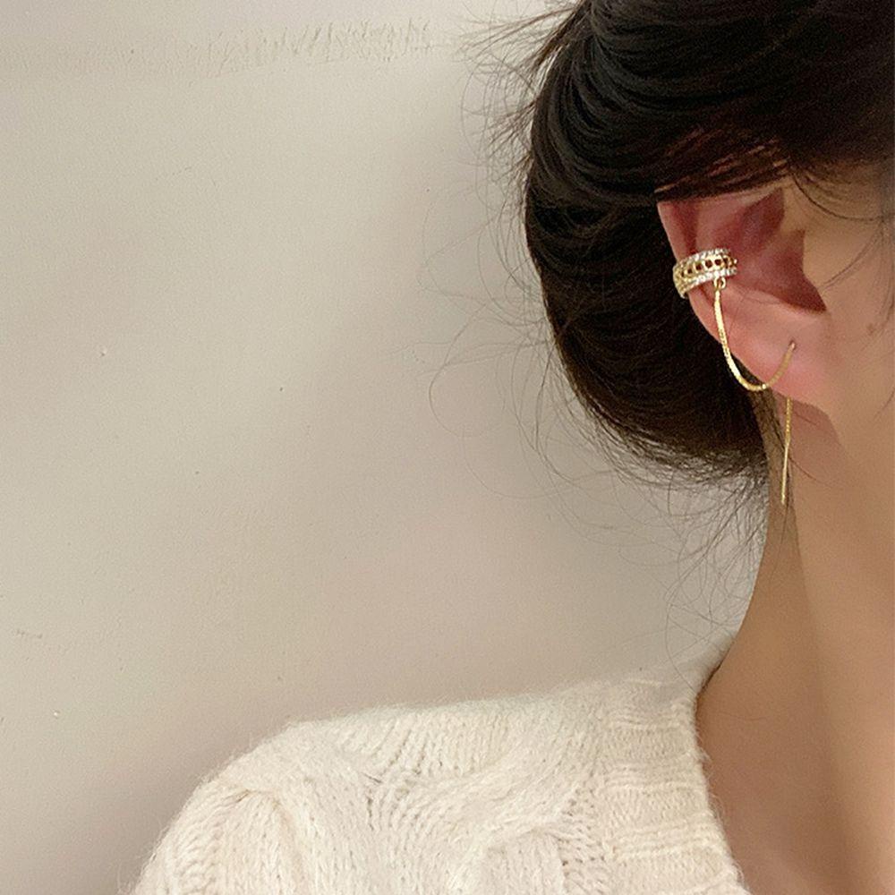 Bông Tai Tua Rua Bằng Đồng Phong Cách Hàn Quốc