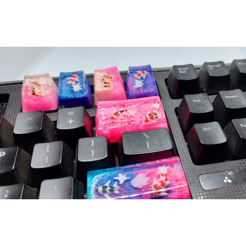 Keycap artisan cá koi 2u trang trí bàn phím cơ gaming (tone hồng)