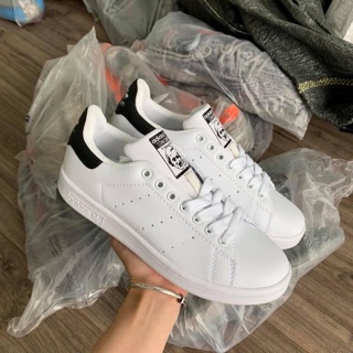 (Video cận cảnh) Giày thể thao sneaker stan smith gót đen