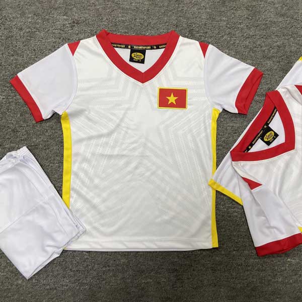 Tuyển Việt Nam Trẻ Em, Đủ Size, Từ 10kg Trở Lên, Quần Áo Bóng Đá Trẻ Em Mới 2021, 4 Màu Khác Nhau , Thun Lạnh Sài Gòn