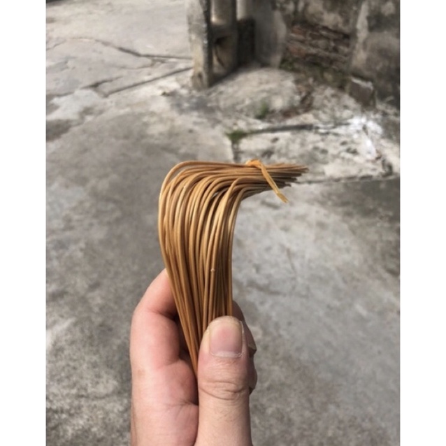 Sét 10 nan lồng khuyên, yến,uốn vai  sẵn, chất liệu trúc già đã sử lý