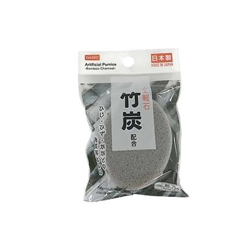 Daiso Bọt Biển Chà Gót Artificial Pumice -Bamboo Charcoal-