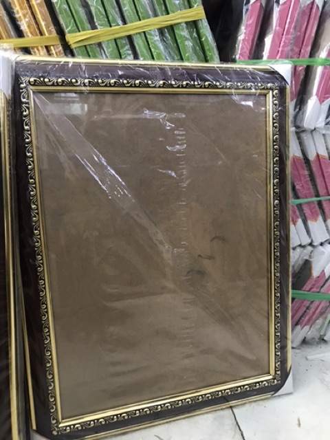Khung hình,khung tranh 30x40 có kiếng