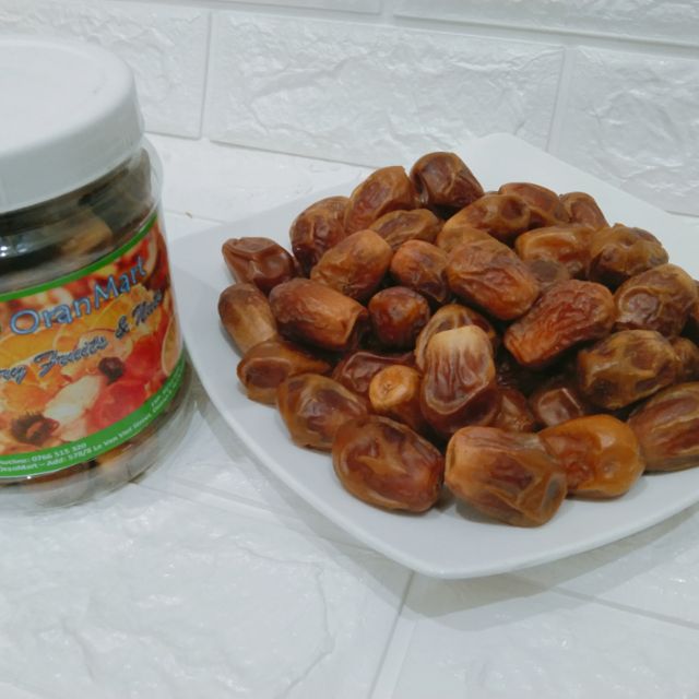 1 Kg 2 hộp chà là sấy khô AI CẬP loại đặc biệt (OranMart).