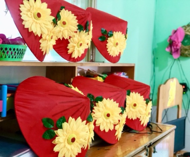 Nón lá hoa bao gồm nón và bao nón