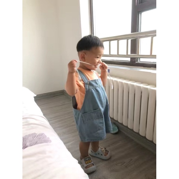 Yếm jean cho bé trai bé gái phong cách hàn quốc