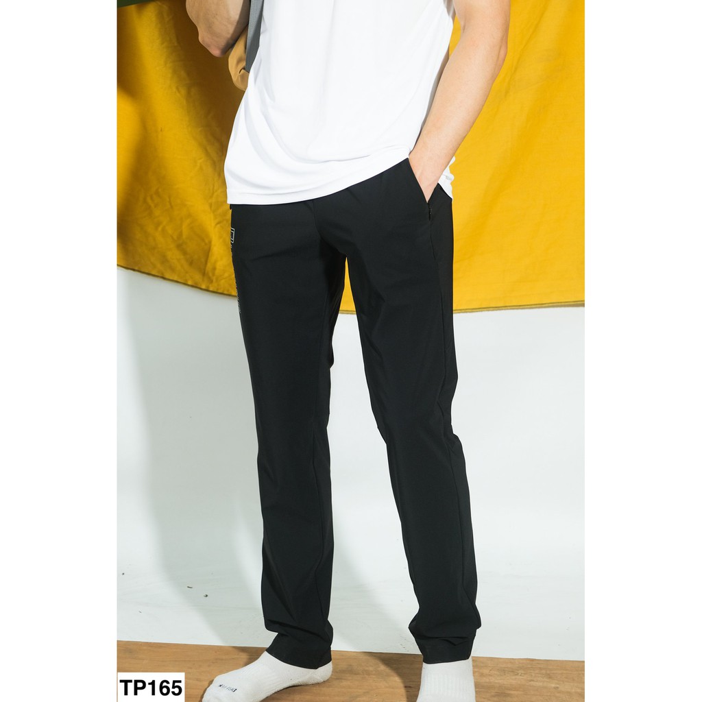 Quần dài thể thao vải siêu nhẹ, co giãn tốt, thoáng khí, thoát mồ hôi cực tốt mặc thoải mái.