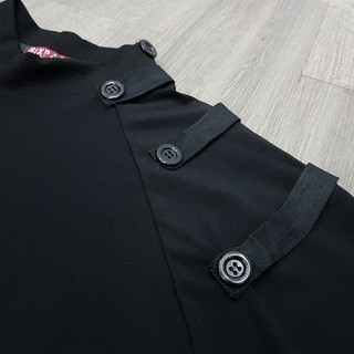 Áo thun unisex phối nút trắng đen