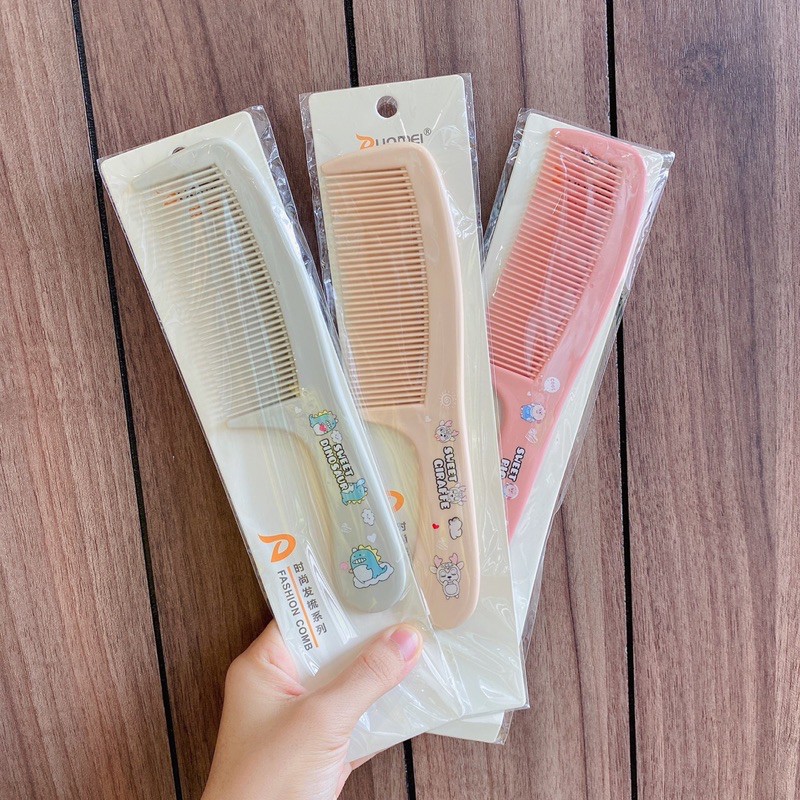 Lược chải tóc họa tiết hình thú dễ thương - mẫu ngẫu nhiên