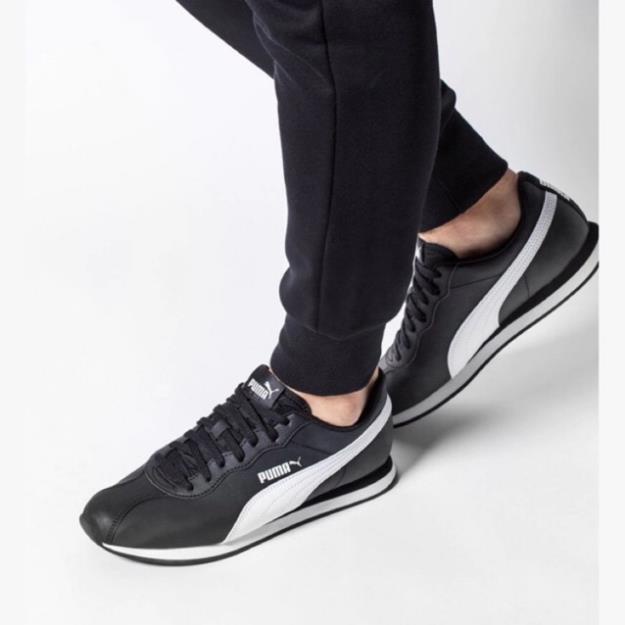 Giầy puma chính hãng. Sz 37 used like new. Full box 💞 .