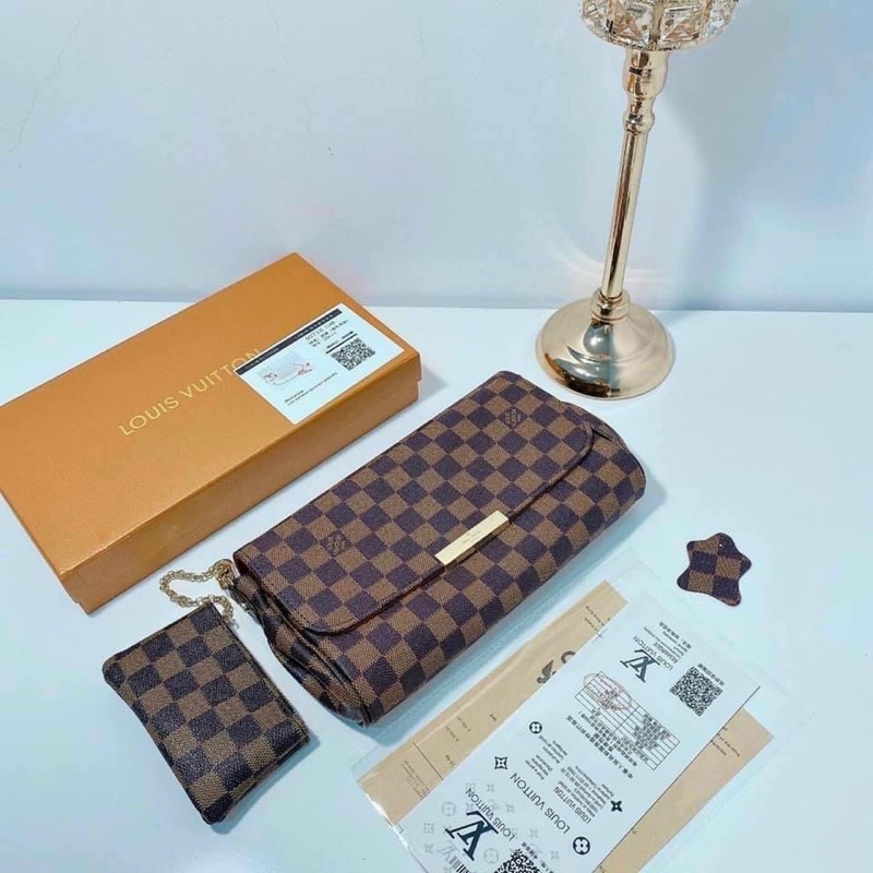 Set Lv kèm ví có dây đeo