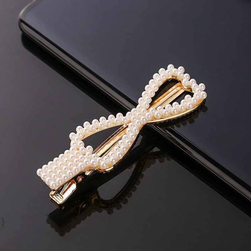 Kẹp Tóc Hình Nơ Đính Ngọc Trai Đơn Giản Cho Nữ