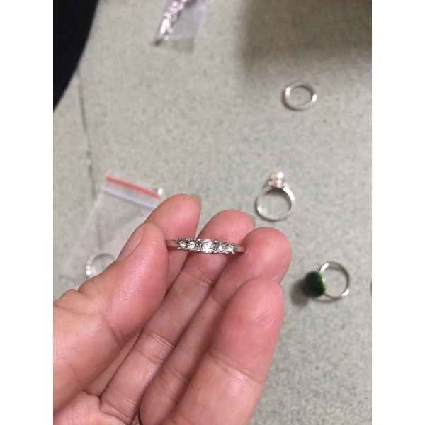 Nhẫn kiểu phối đá trắng xinh xinh si tuyển Nhật
