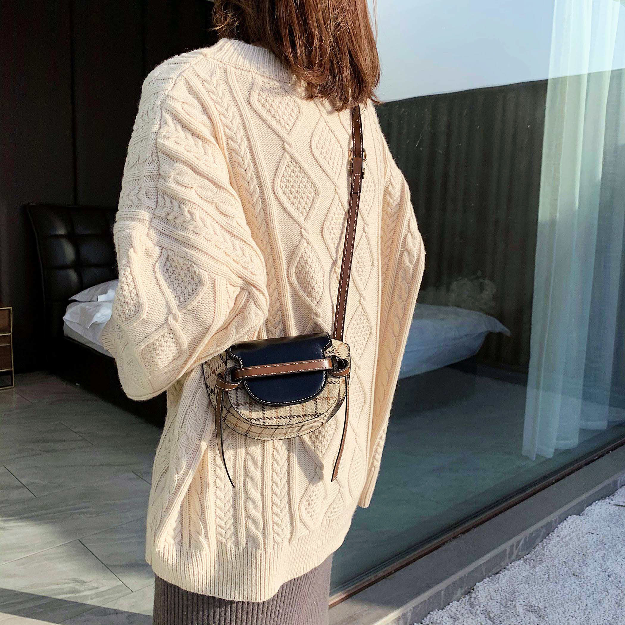 Túi Xách Đeo Chéo Thời Trang Dành Cho Nữ